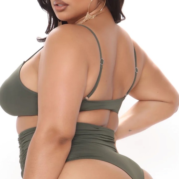 💚GREEN WITH ENVY 💚Señorita Margarita Ruched 2 Piece Bikini - Olive - Picture 7 of 8